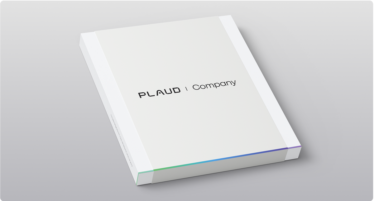 White PLAUD Company branded packaging.